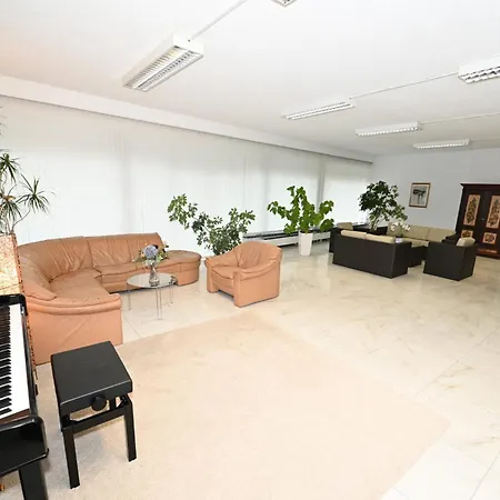 Gasthof Pension&apartments Ertl Seeboden am Millstätter See