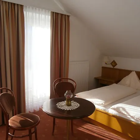 Gasthof Pension&apartments Ertl Seeboden am Millstätter See