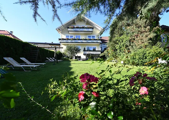 & Ertl Guest house 3*