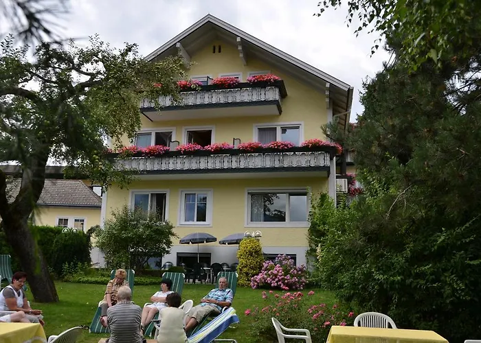 Guest house & Ertl 3*